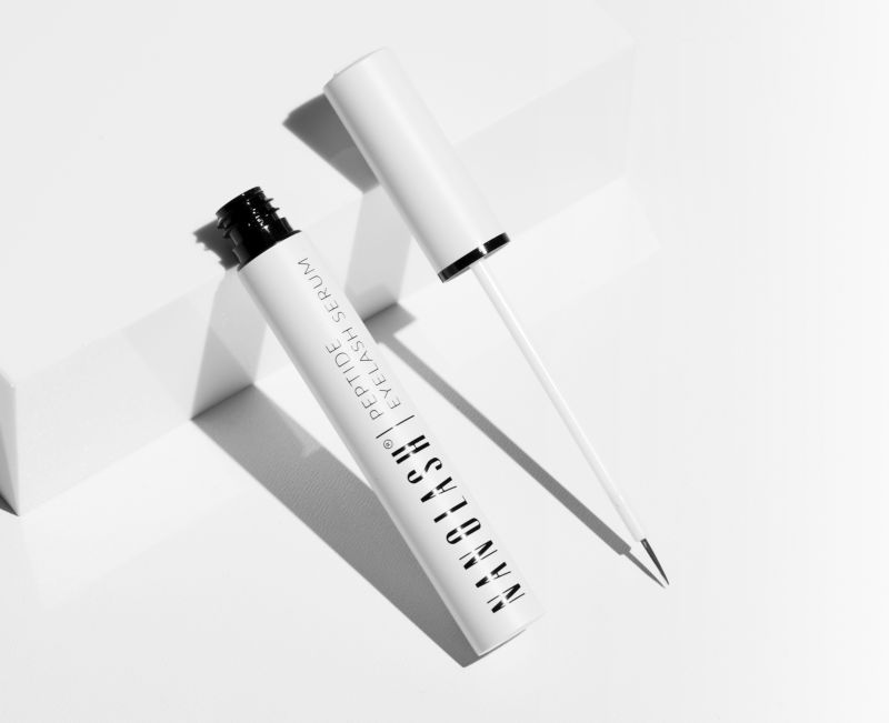 Пептиден балсам за мигли nanolash